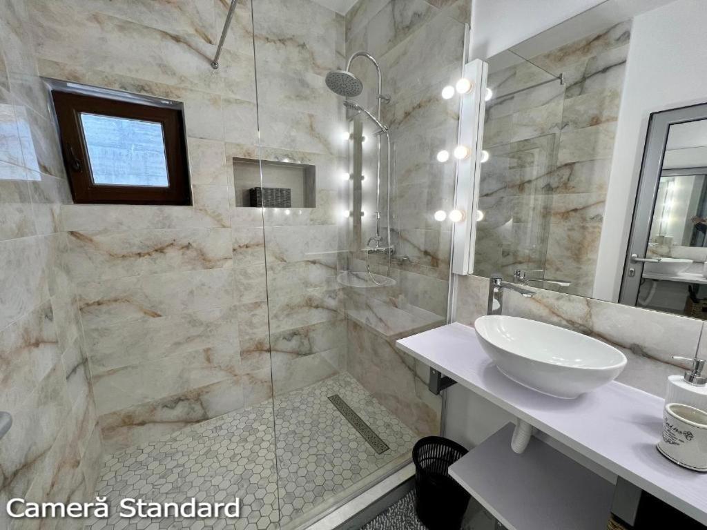 Casa Eden - Apartamente Langa Lac Colibiţa Buitenkant foto